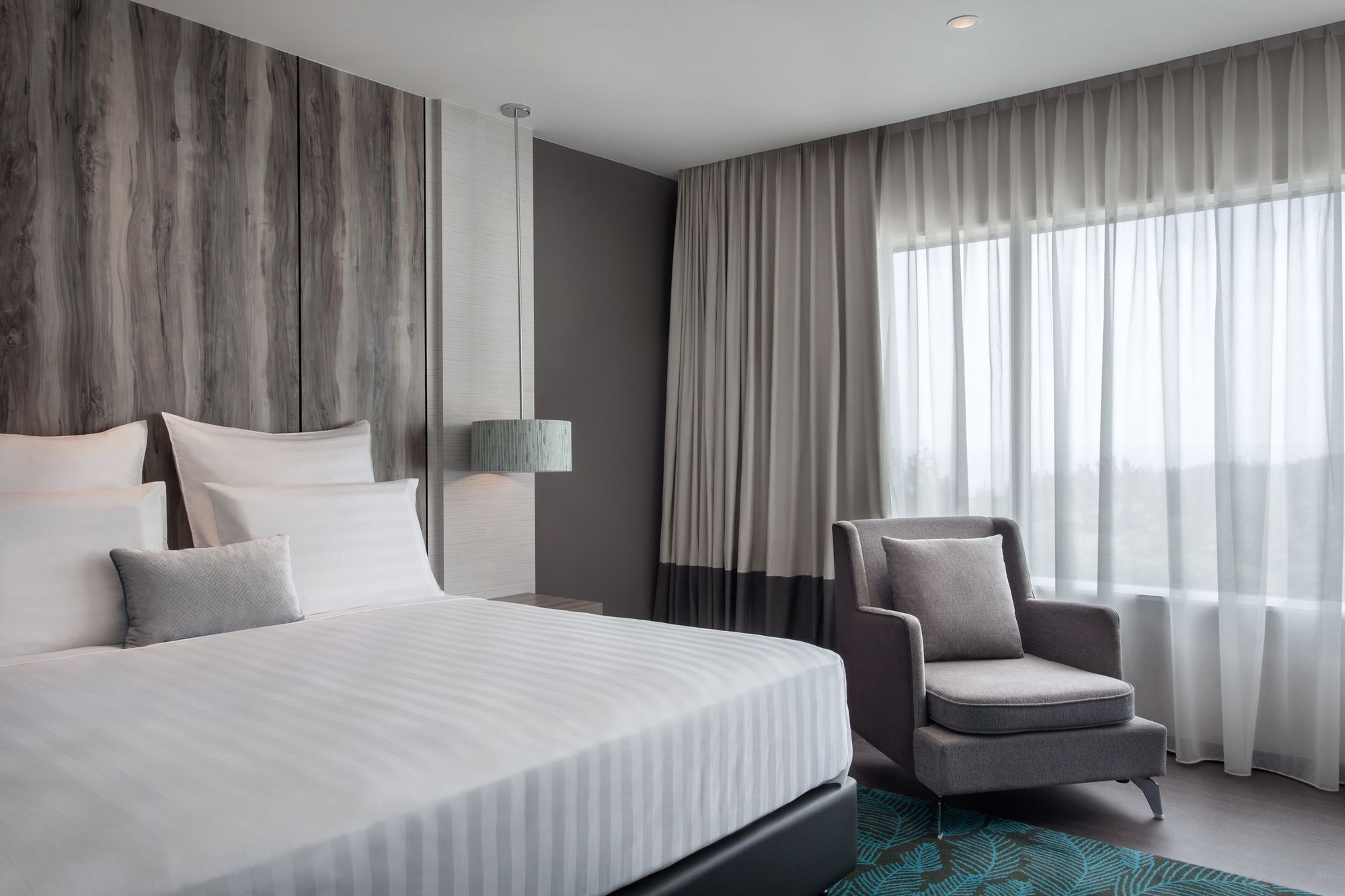 Pullman Miri Waterfront Hotell Eksteriør bilde Deluxe Room